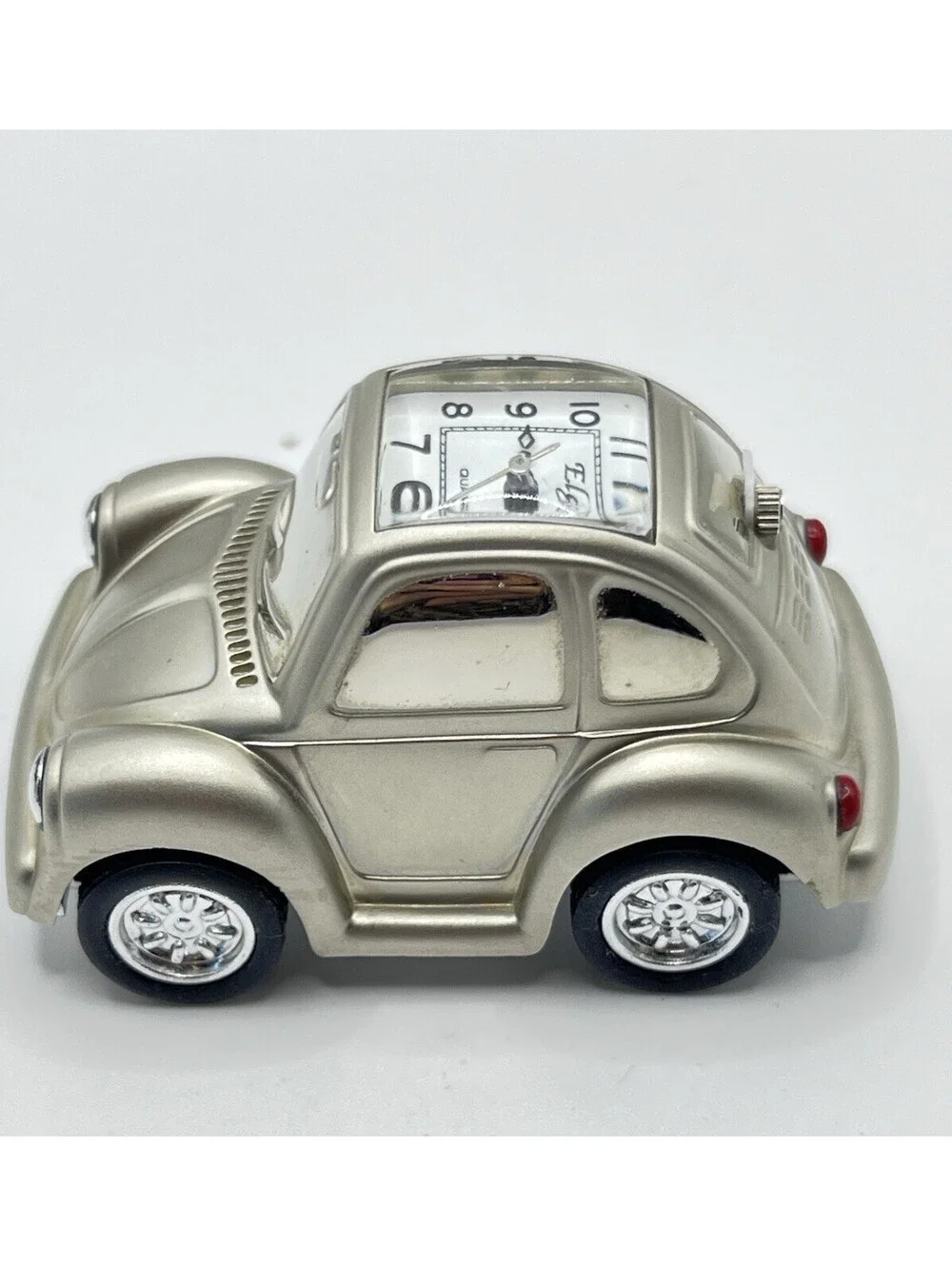 Elgin Clock mini Beetle Volkswagon Quartz Silver Tone working 3105.2